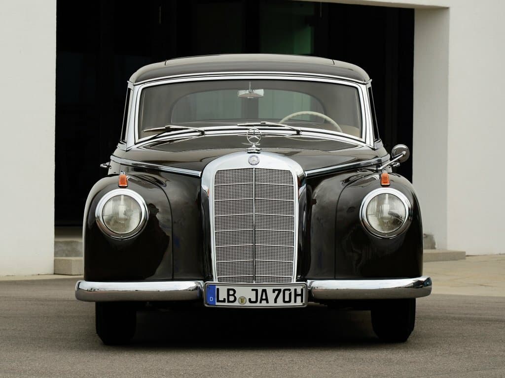 Mercedes-Benz W186  Седан, фото 3