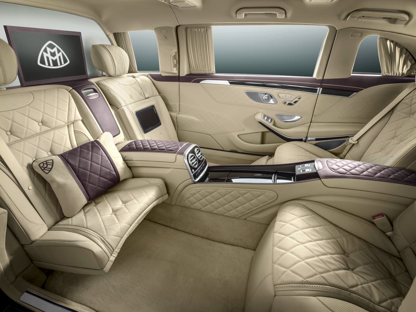 Mercedes-Benz Maybach S-Class I (X222) Лимузин Pullman, фото 5