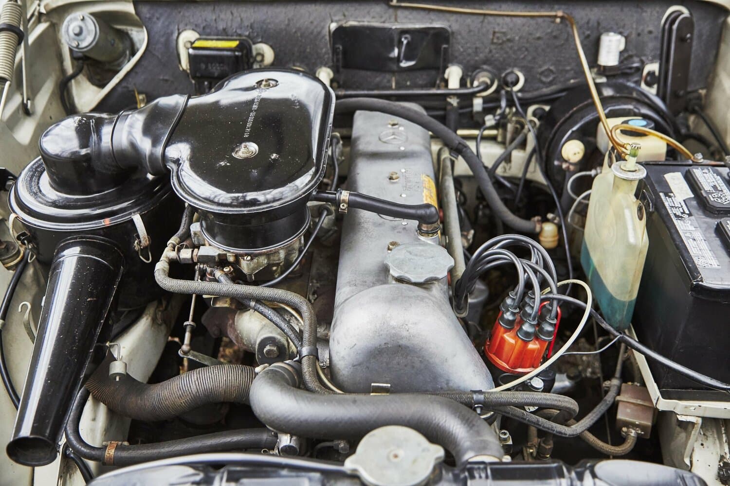 Mercedes-Benz W111  Седан, фото 7