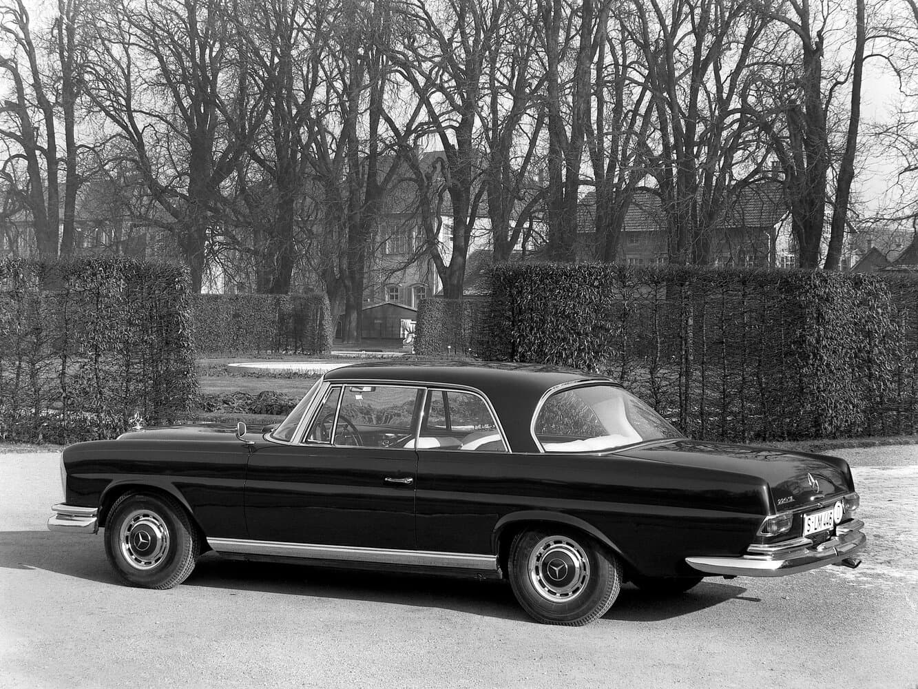 Mercedes-Benz W111  Купе, фото 3