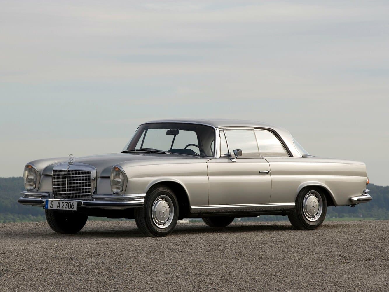 Mercedes-Benz W111  Купе, фото 1