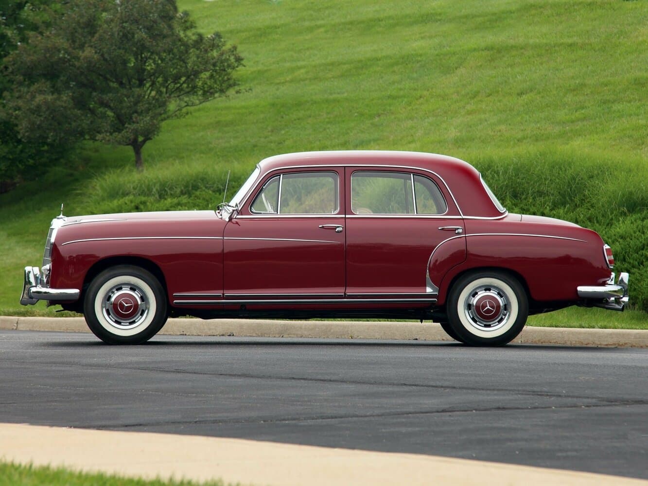 Mercedes-Benz W128  Седан, фото 2