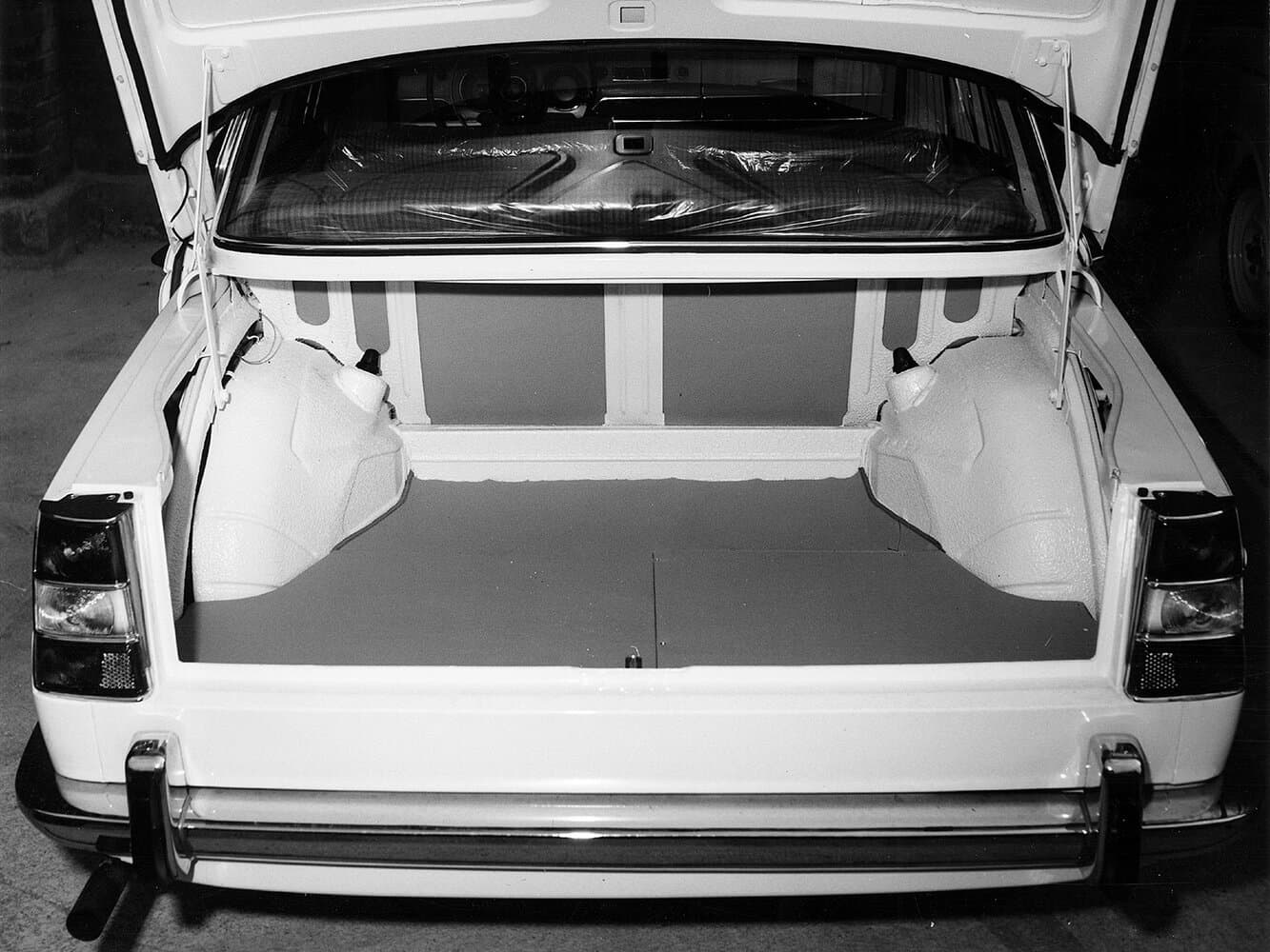 BMW New Class 1500 Седан, фото 8