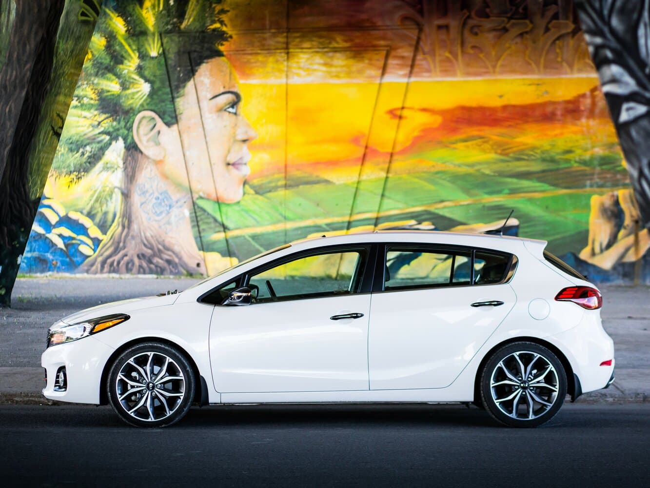 Kia Forte II Рестайлинг Хэтчбек 5 дв., фото 2