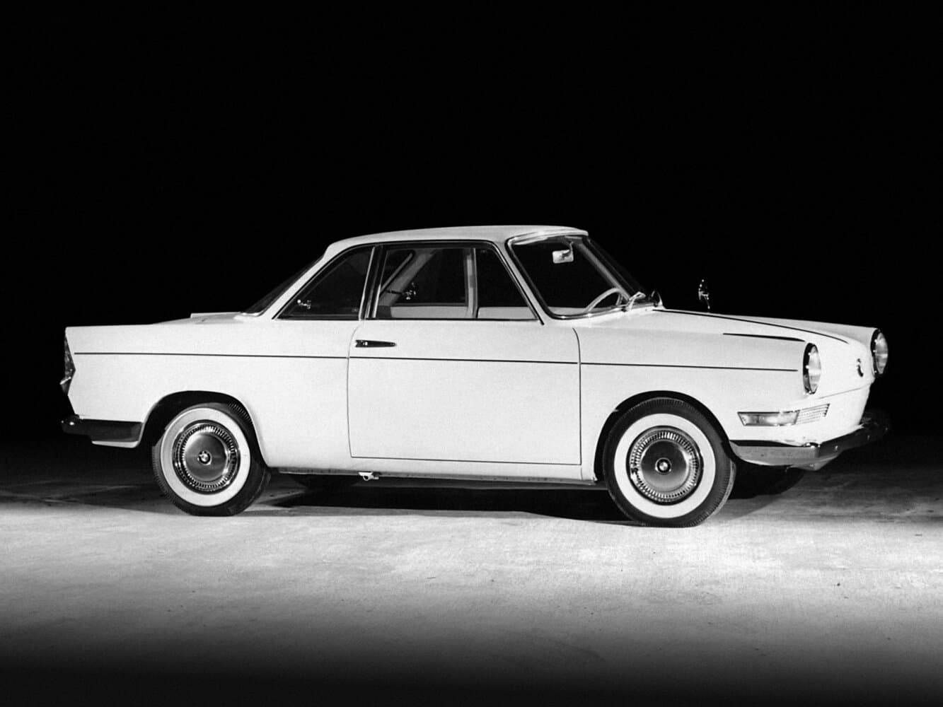 BMW 700  Купе, фото 2