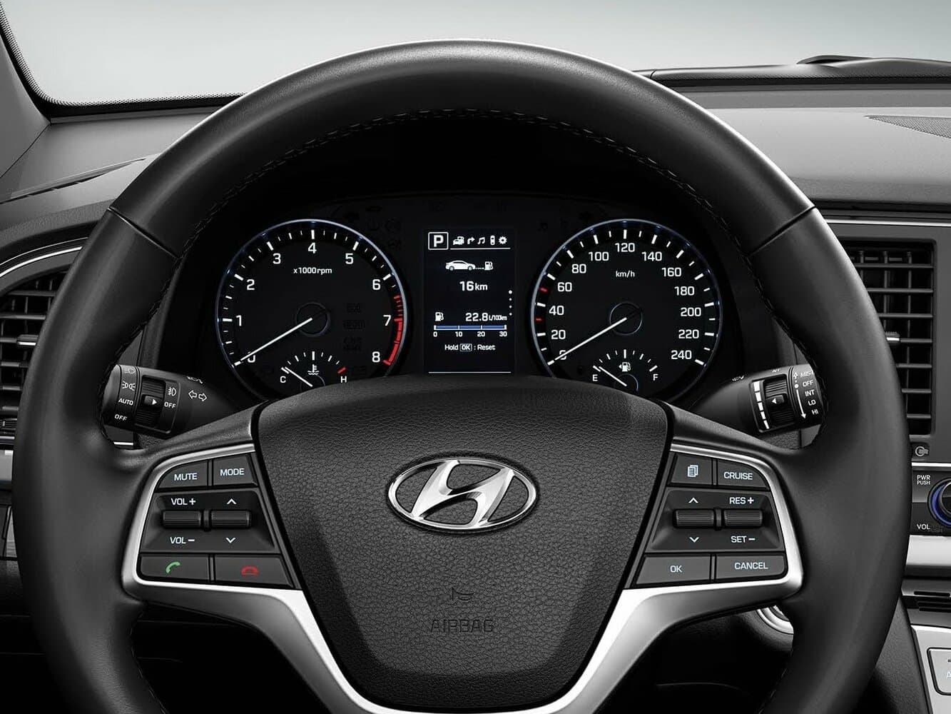 Hyundai Elantra VI (AD) Седан, фото 9