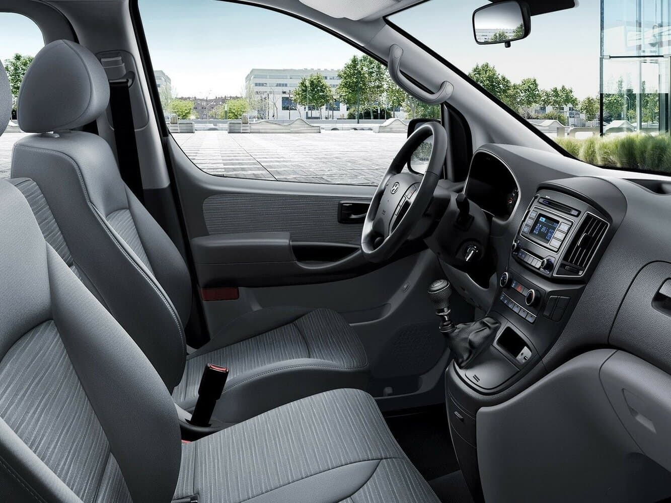 Hyundai H-1 II Рестайлинг Минивэн, фото 10