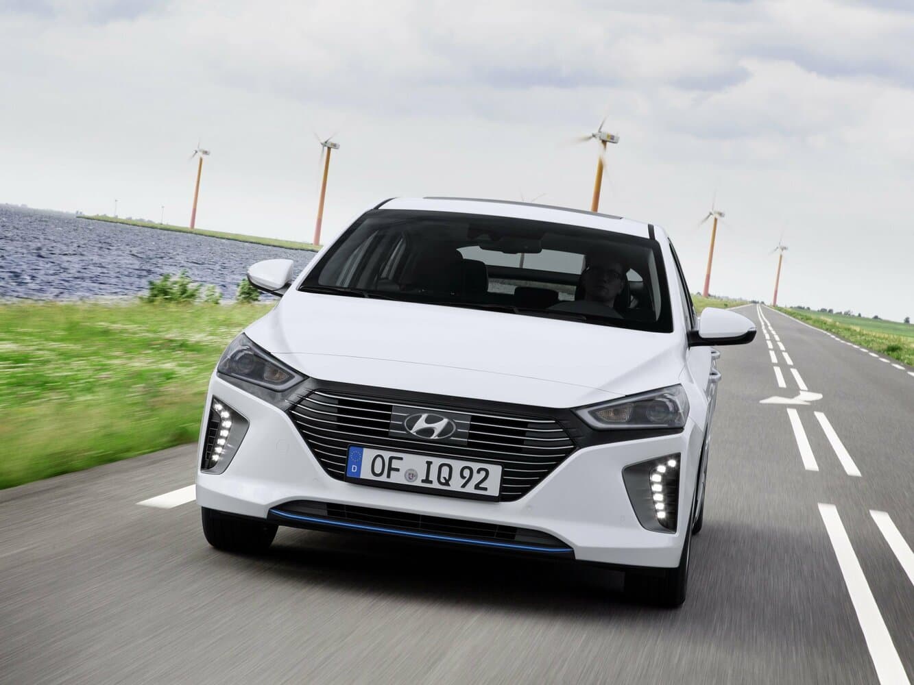 Hyundai IONIQ  Хэтчбек 5 дв., фото 3