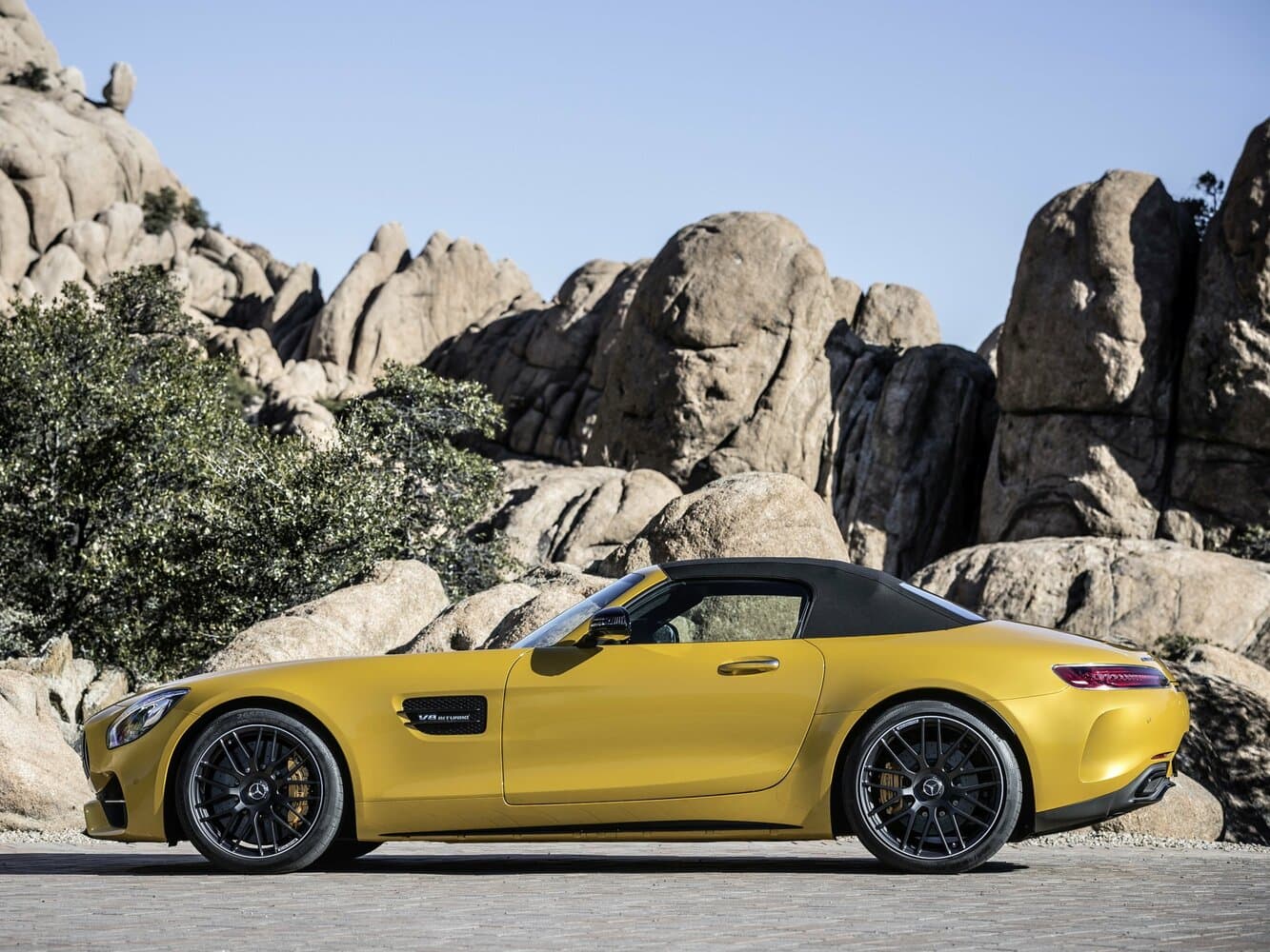 Mercedes-Benz AMG GT I Рестайлинг Родстер, фото 2