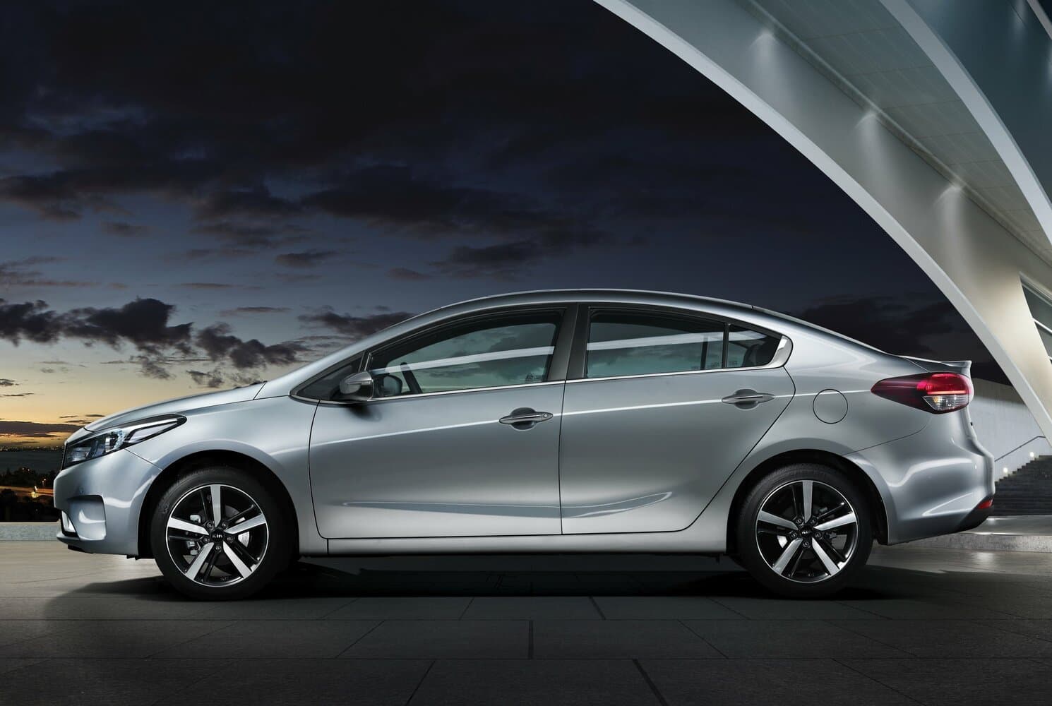 Kia Cerato III Рестайлинг (Classic) Седан, фото 2