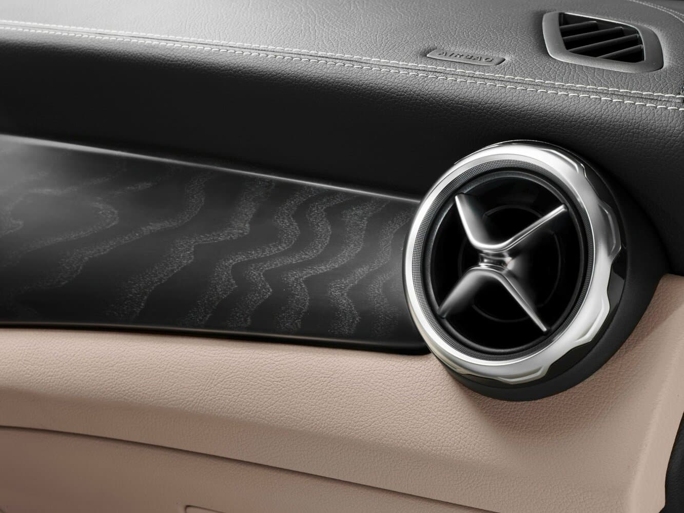 Mercedes-Benz GLA I (X156) Рестайлинг Внедорожник 5 дв., фото 11
