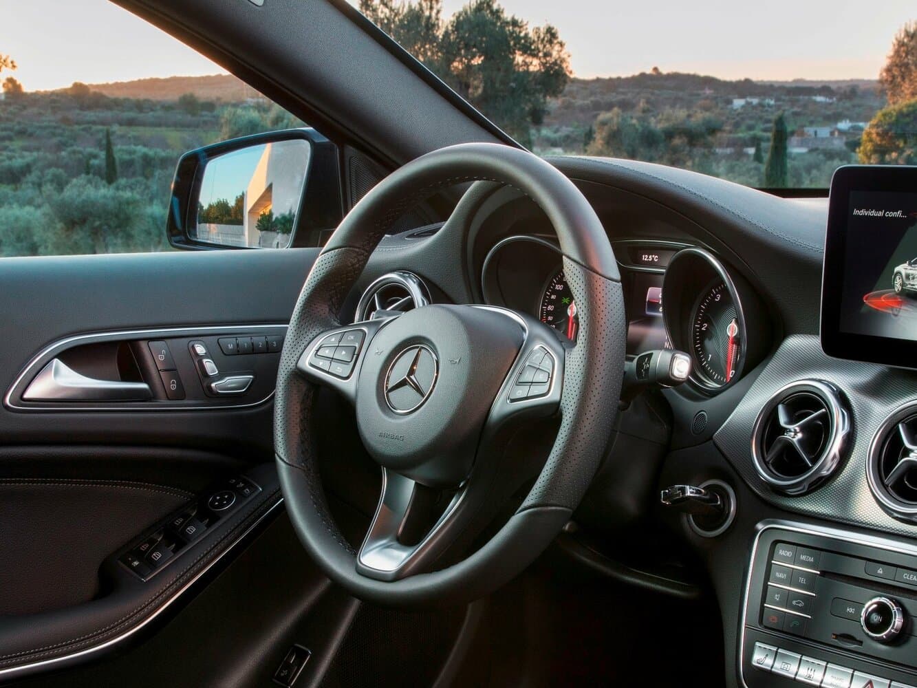 Mercedes-Benz GLA I (X156) Рестайлинг Внедорожник 5 дв., фото 9