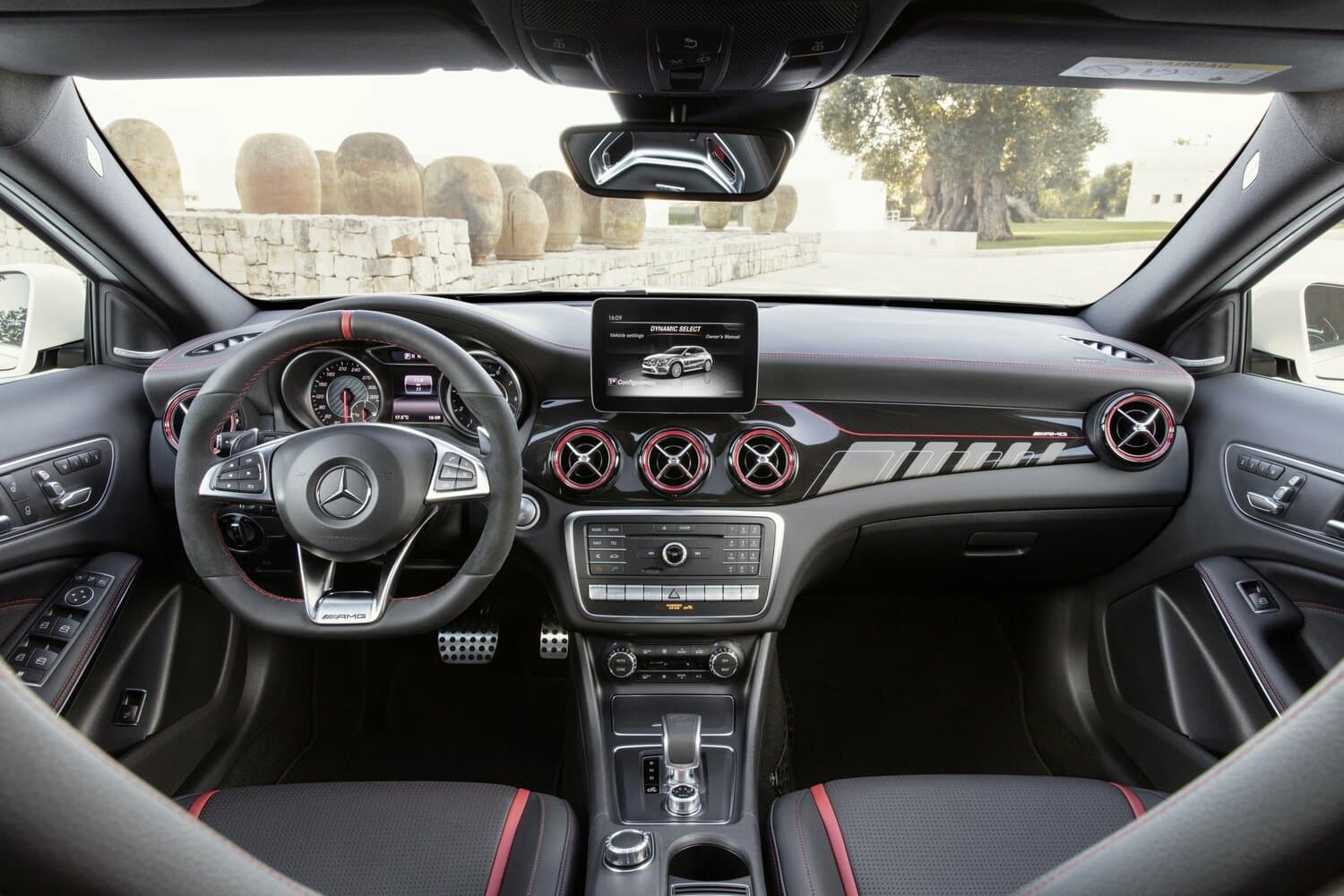 Mercedes-Benz GLA AMG I (X156) Рестайлинг Внедорожник 5 дв., фото 6