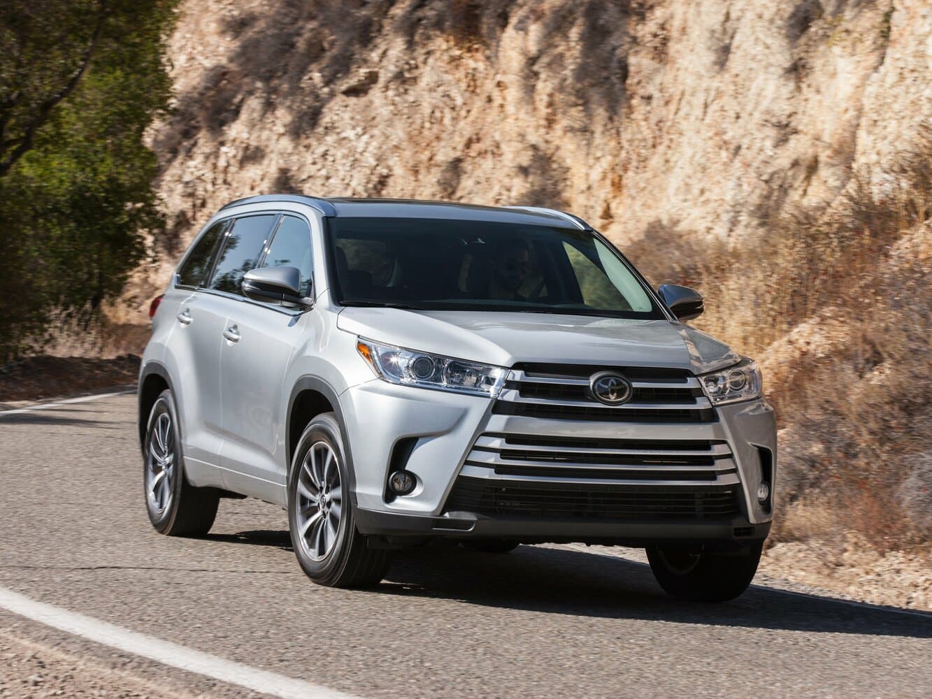 Toyota Highlander III (U50) Рестайлинг Внедорожник 5 дв., фото 3