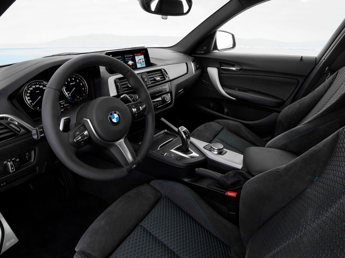 BMW 1 series II (F20/F21) Рестайлинг 2 Хэтчбек 5 дв., фото 12