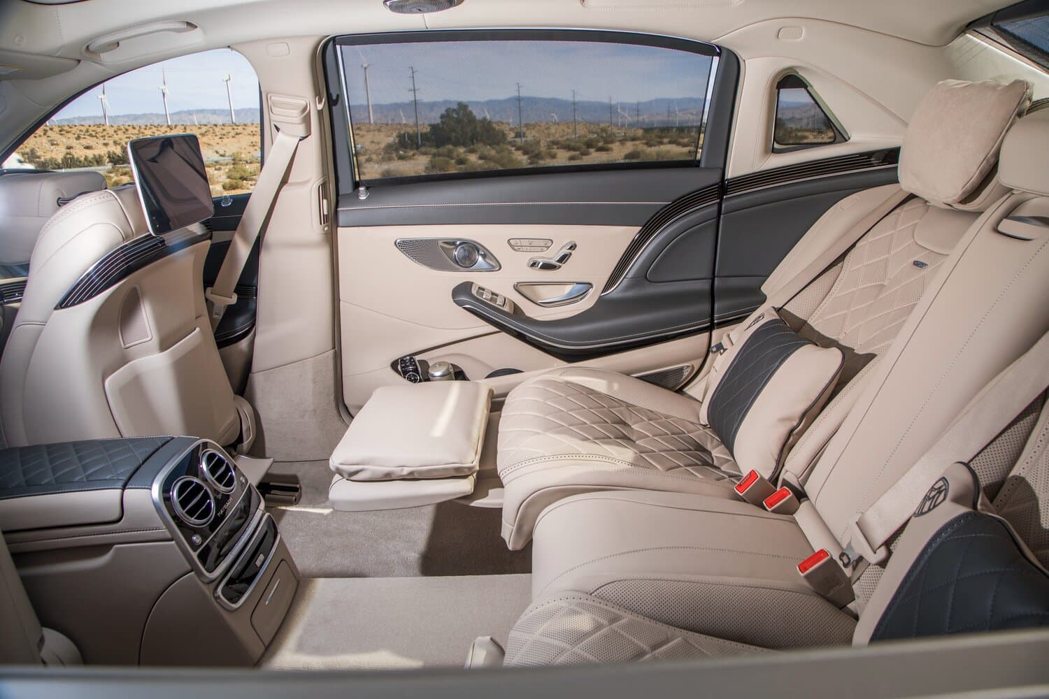 Mercedes-Benz Maybach S-Class I (X222) Рестайлинг Седан, фото 9