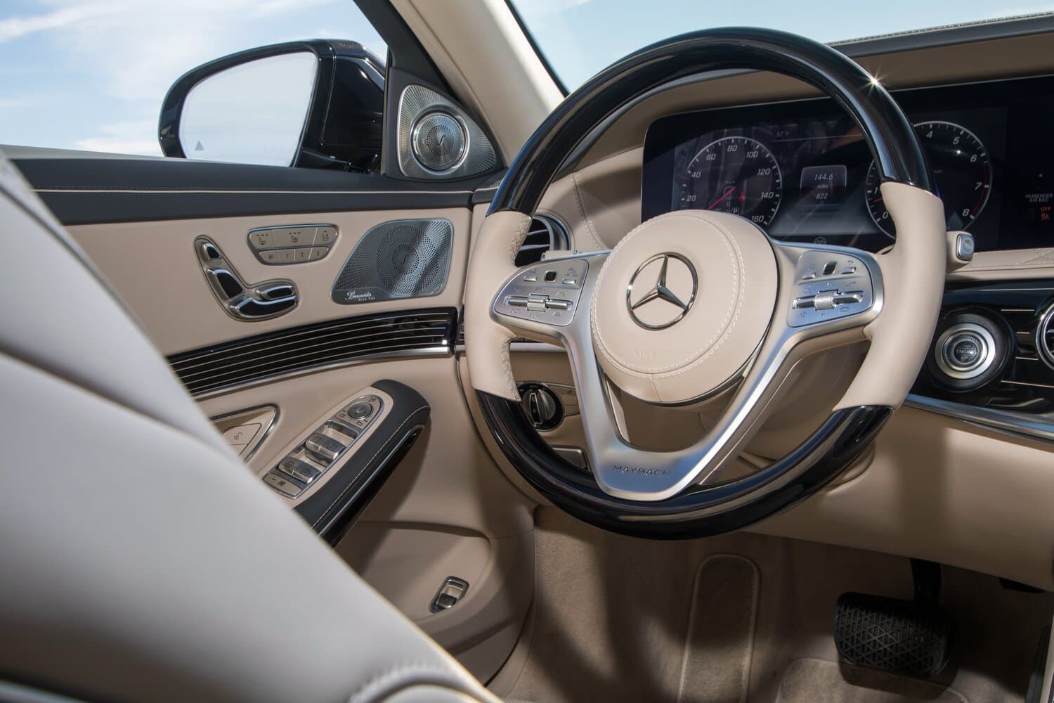 Mercedes-Benz Maybach S-Class I (X222) Рестайлинг Седан, фото 8