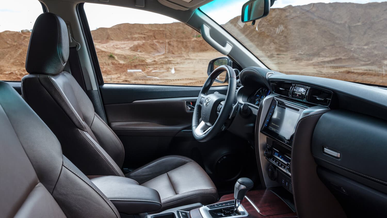 Toyota Fortuner II Внедорожник 5 дв., фото 6