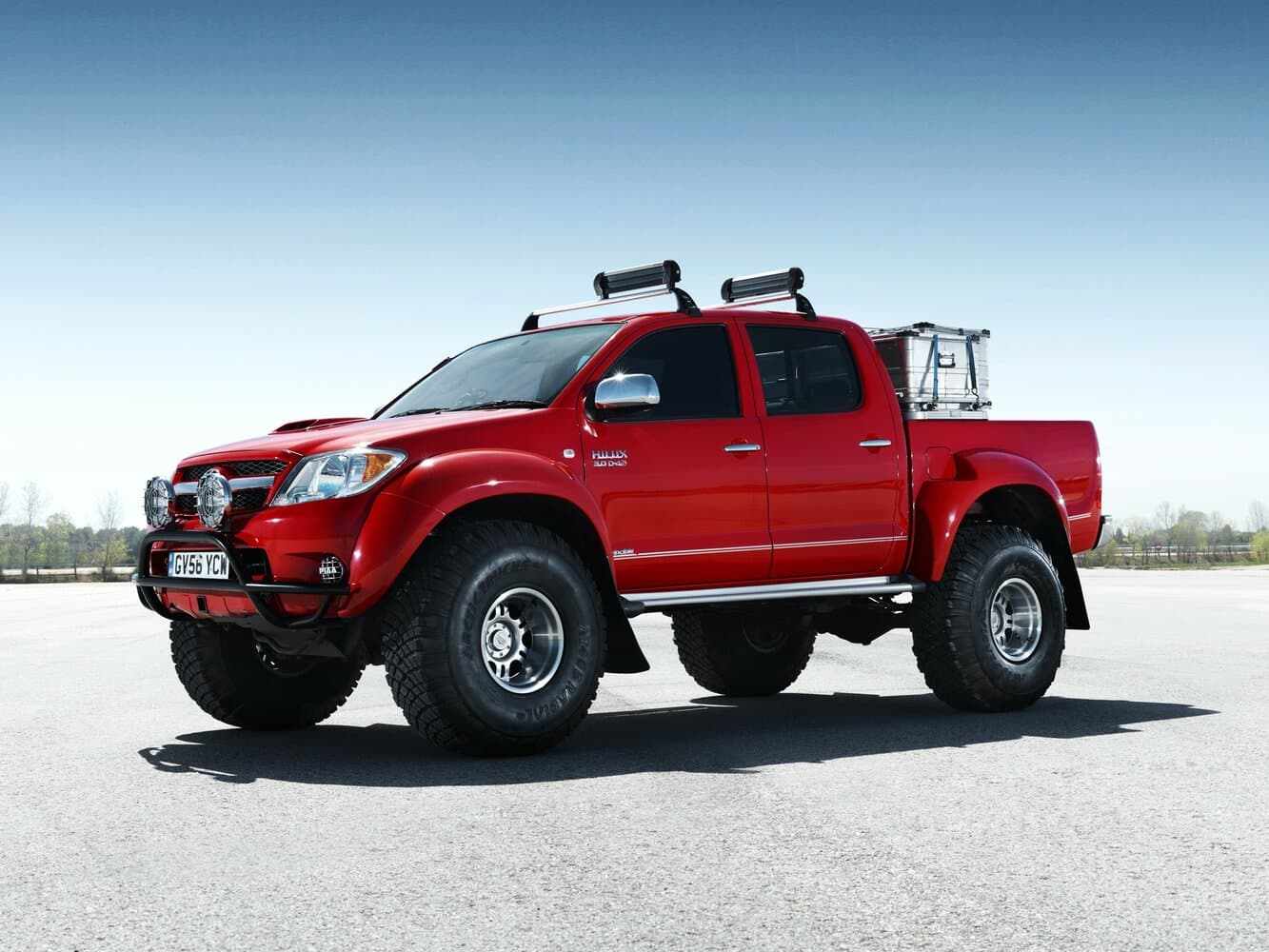 Toyota Hilux VII Пикап Двойная кабина Arctic Trucks