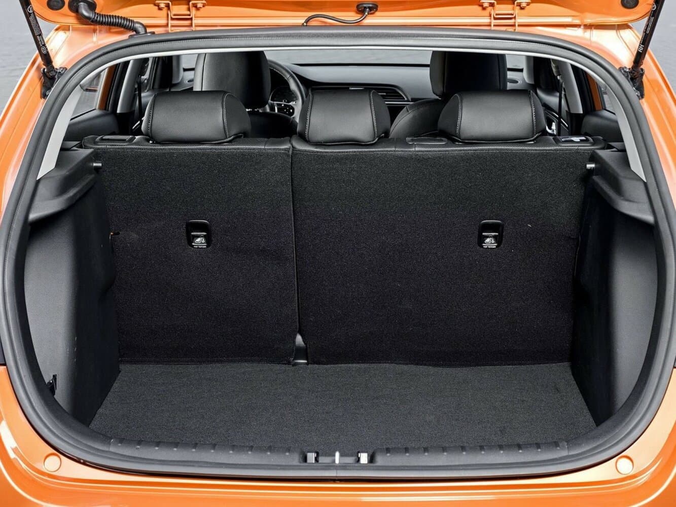 Kia Rio IV Хэтчбек 5 дв. X-Line, фото 12