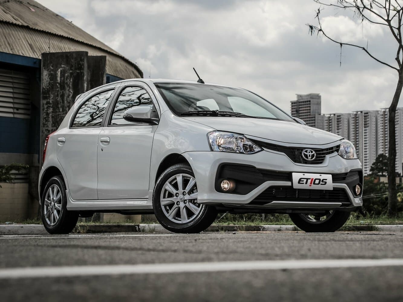 Toyota Etios I Рестайлинг Хэтчбек 5 дв.