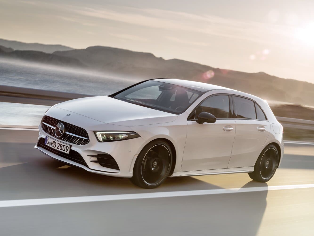 Mercedes-Benz A-Class IV (W177) Хэтчбек 5 дв.