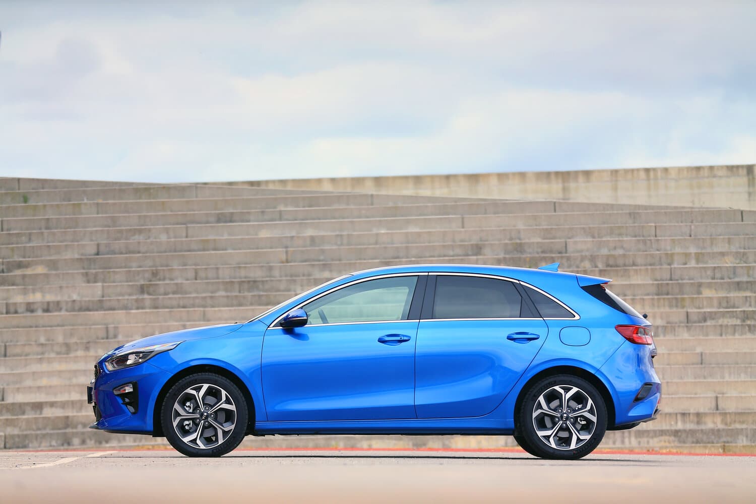Kia Ceed III Хэтчбек 5 дв., фото 2