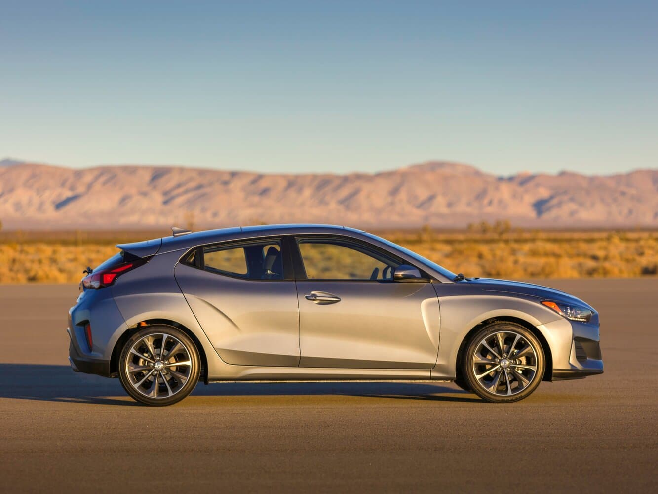 Hyundai Veloster II Хэтчбек 4 дв., фото 2