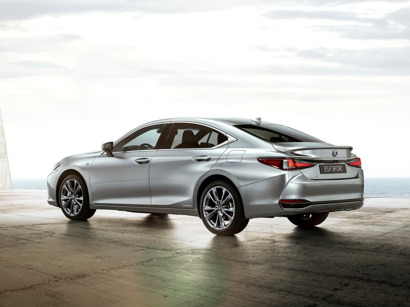 Lexus ES VII Седан, фото 5