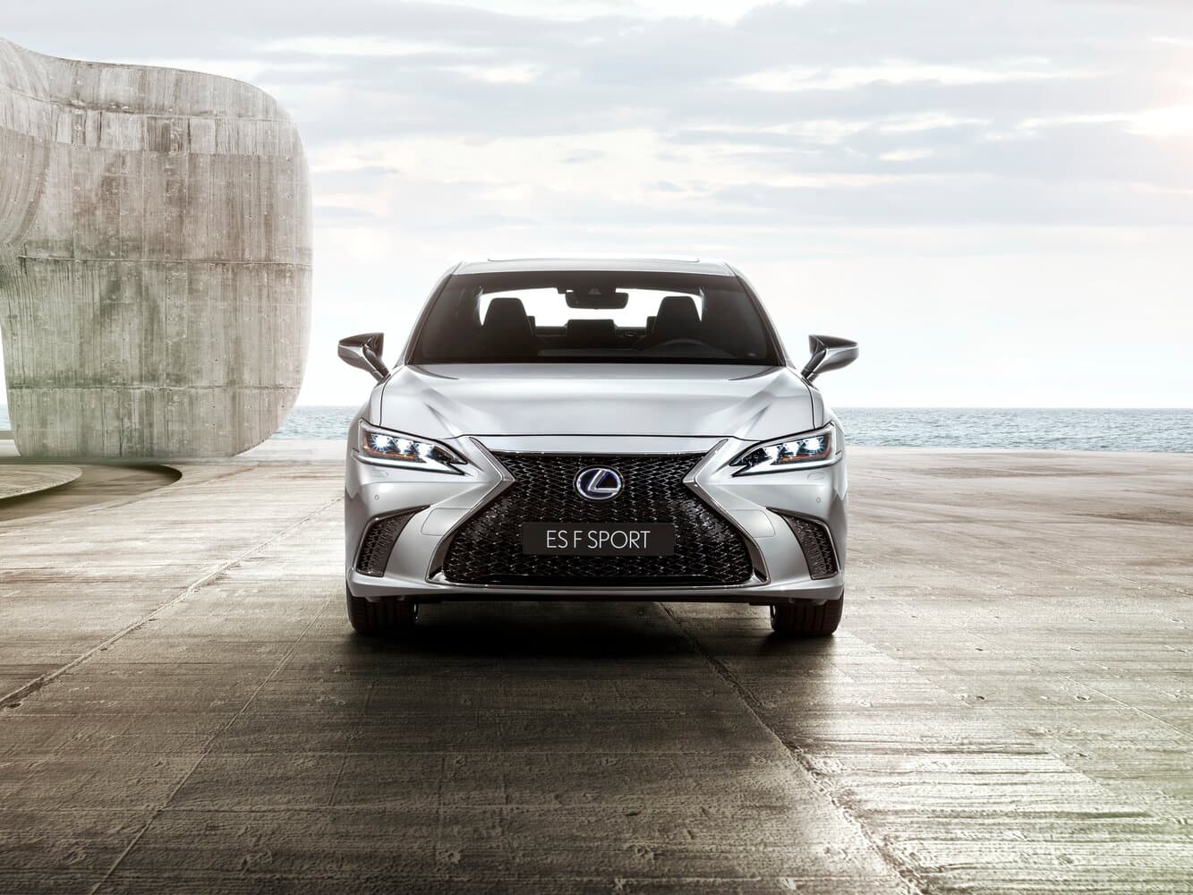 Lexus ES VII Седан, фото 3