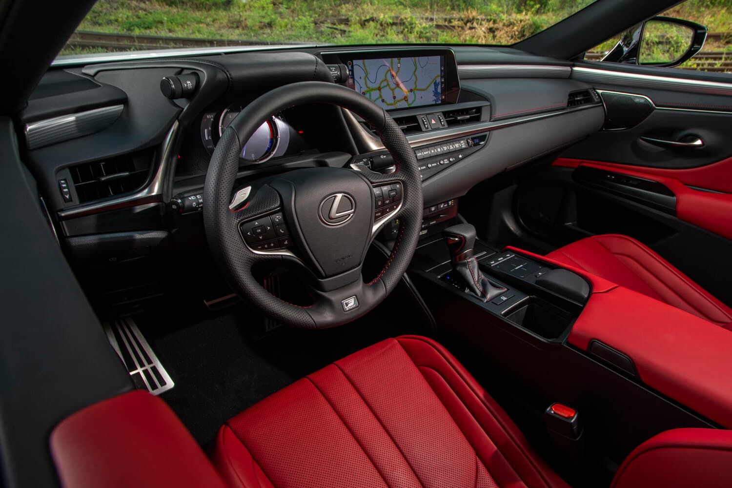 Lexus ES VII Седан, фото 13