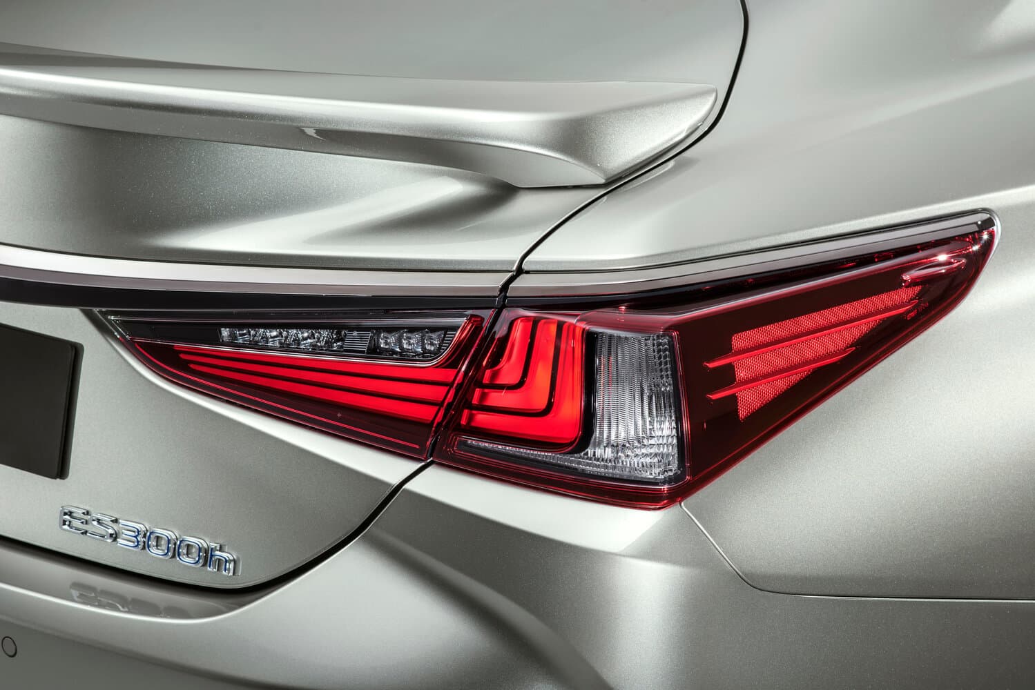 Lexus ES VII Седан, фото 16
