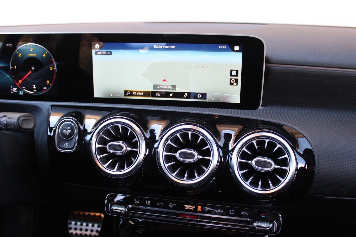 Mercedes-Benz A-Class IV (W177) Седан, фото 14
