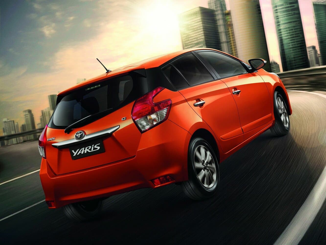 Toyota Yaris XP150 Хэтчбек 5 дв., фото 3
