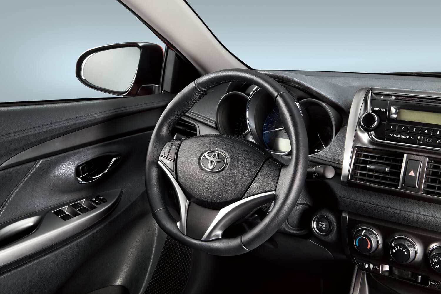 Toyota Yaris XP150 Хэтчбек 5 дв., фото 7