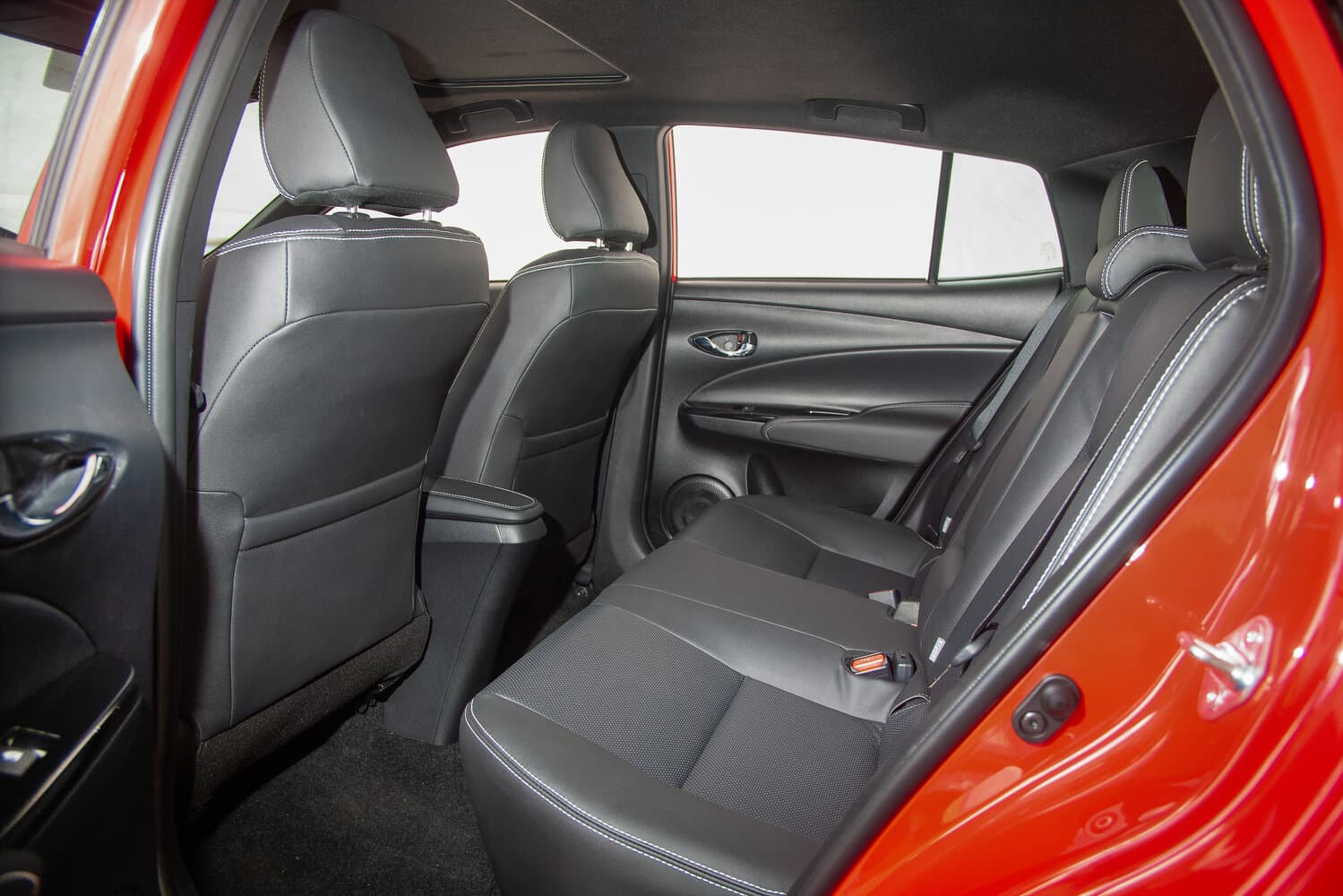 Toyota Yaris XP150 Рестайлинг Хэтчбек 5 дв., фото 9