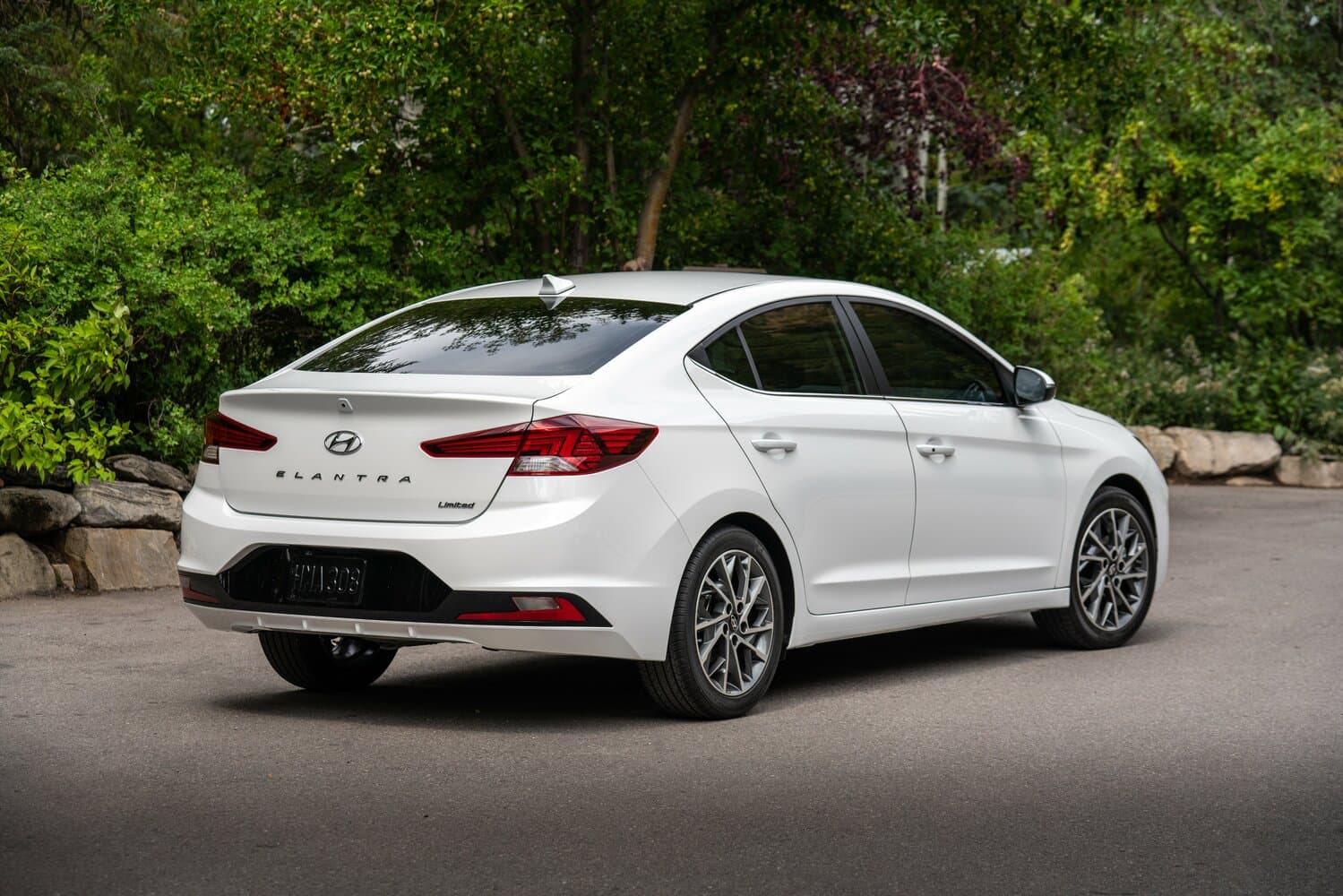 Hyundai Elantra VI (AD) Рестайлинг Седан, фото 4