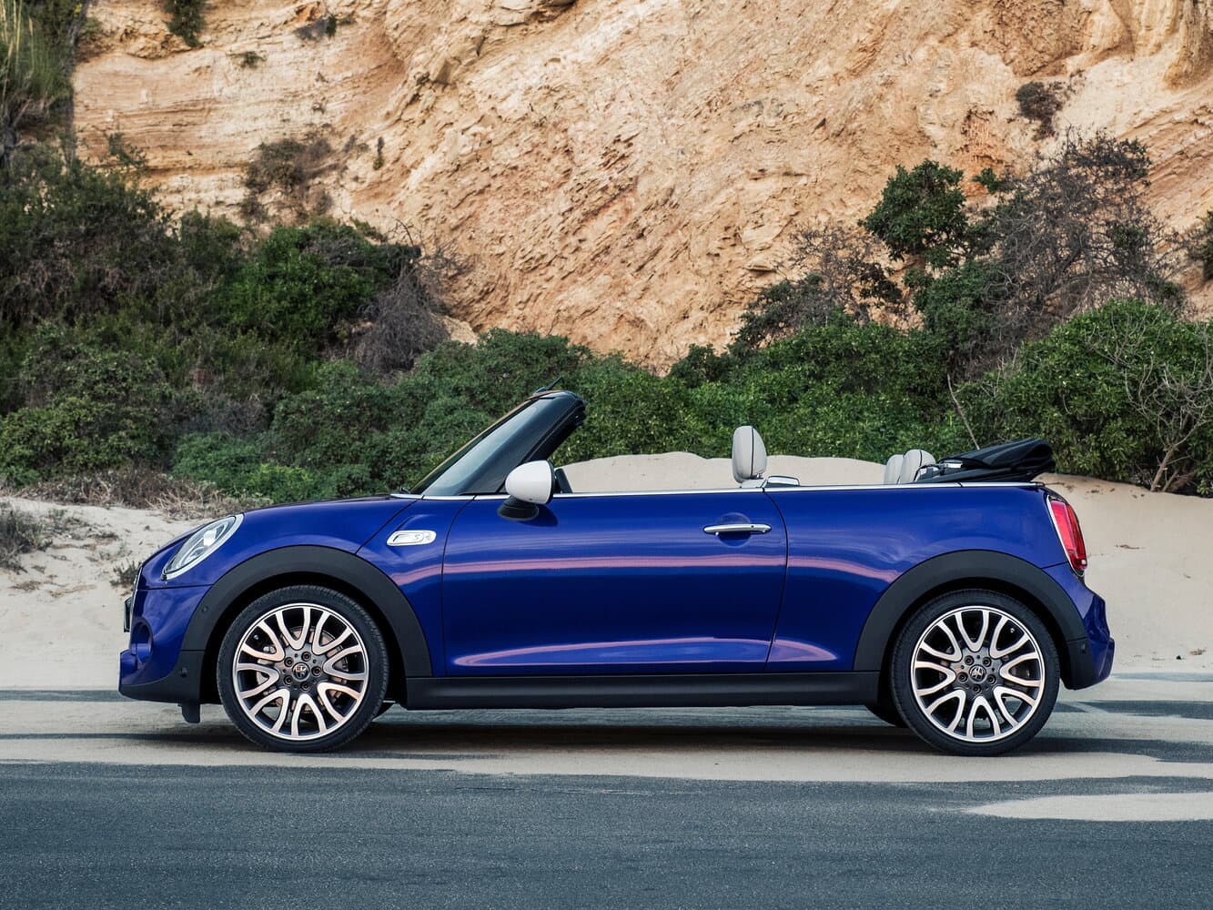 Mini, Cabrio, III Рестайлинг, 2020, фото 6