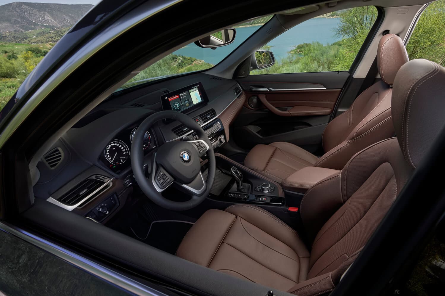 BMW X1 II (F48) Рестайлинг Внедорожник 5 дв., фото 13