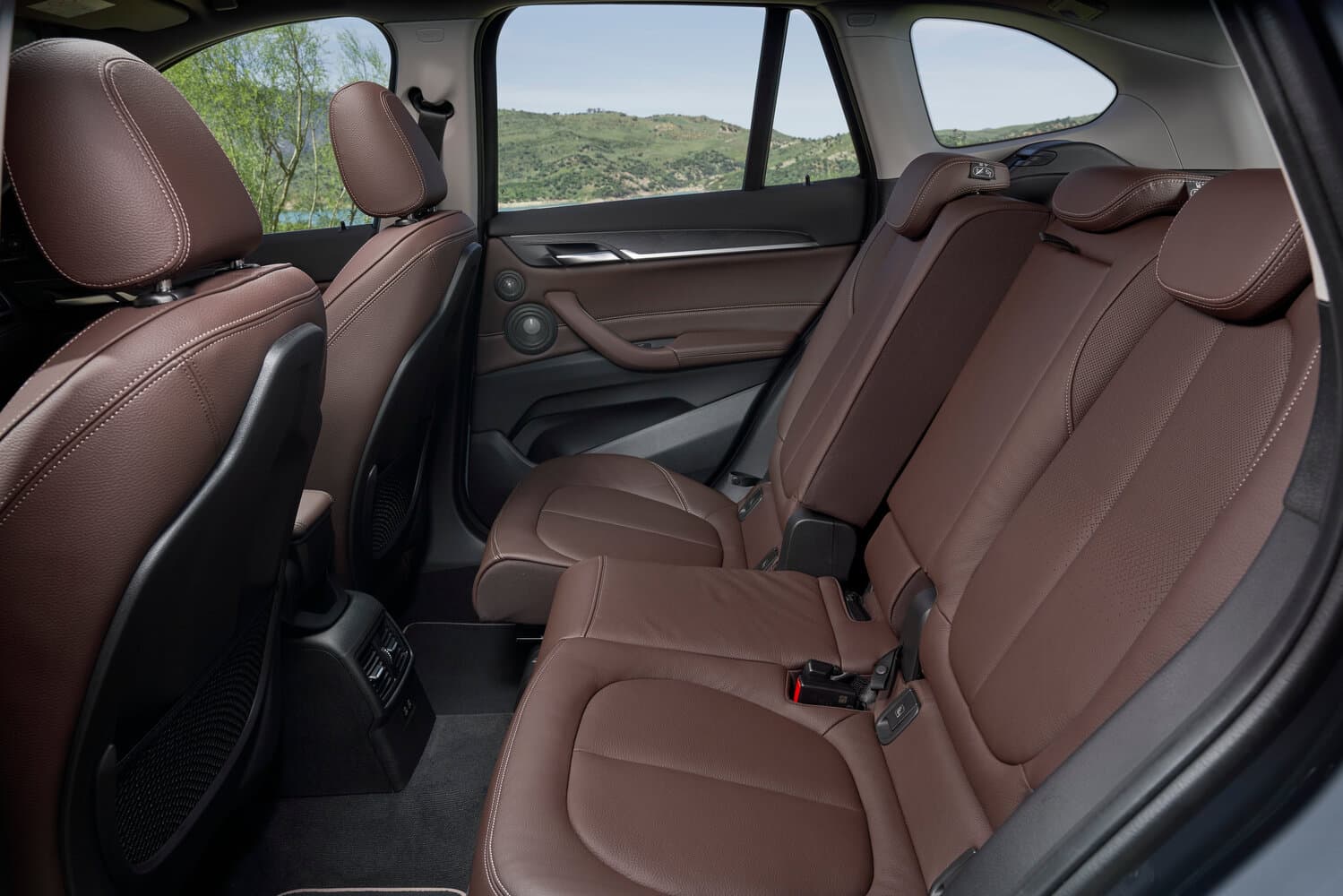 BMW X1 II (F48) Рестайлинг Внедорожник 5 дв., фото 10