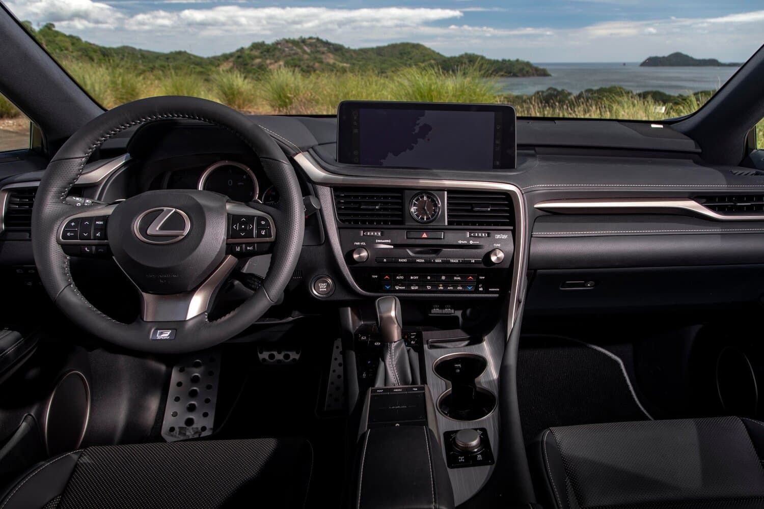 Lexus RX IV Рестайлинг Внедорожник 5 дв. L, фото 6