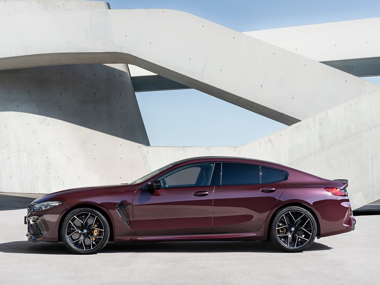 BMW M8 I (F91/F92/F93) Седан Gran Coupe, фото 2