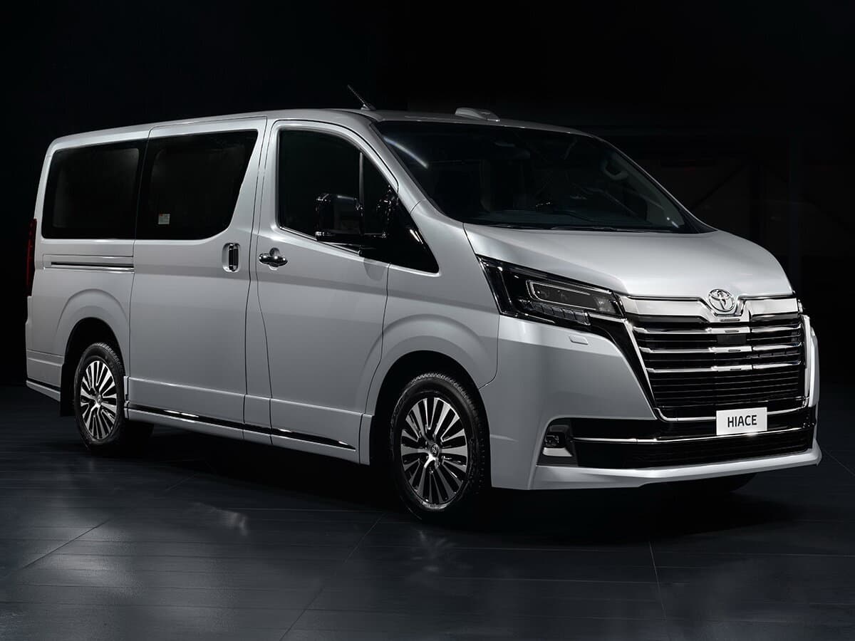 Toyota HiAce H300 Минивэн, фото 1