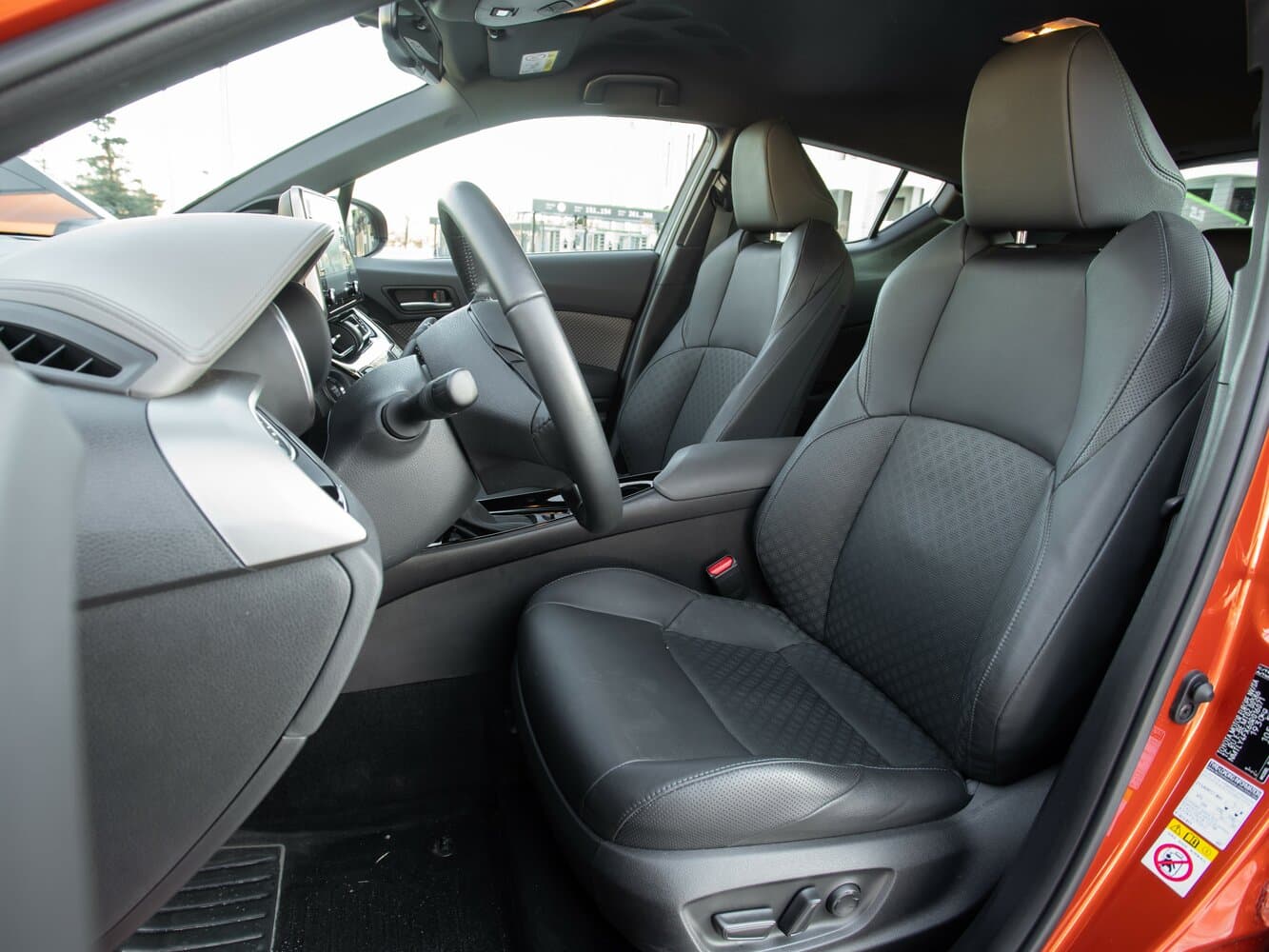 Toyota C-HR I Рестайлинг Внедорожник 5 дв., фото 28