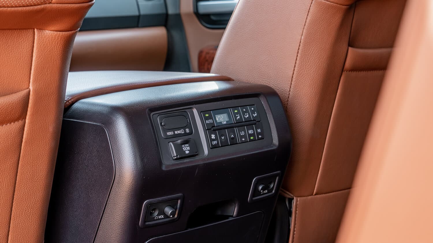 Toyota Sequoia II Рестайлинг Внедорожник 5 дв., фото 16