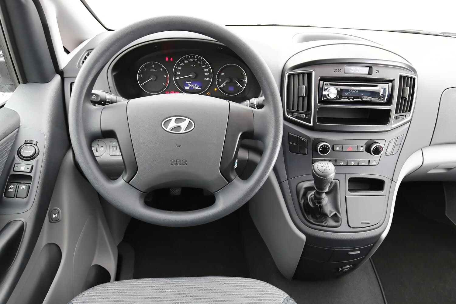 Hyundai H-1 II Рестайлинг Фургон, фото 6