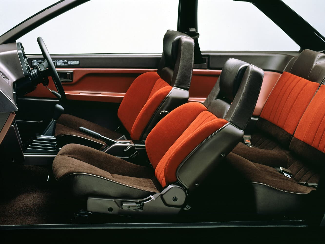 Toyota Corolla Levin IV (AE85/AE86) Купе, фото 7