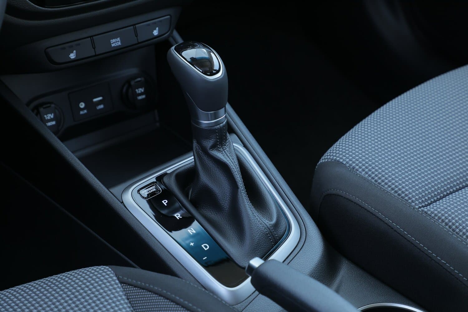 Hyundai Accent V Седан, фото 11