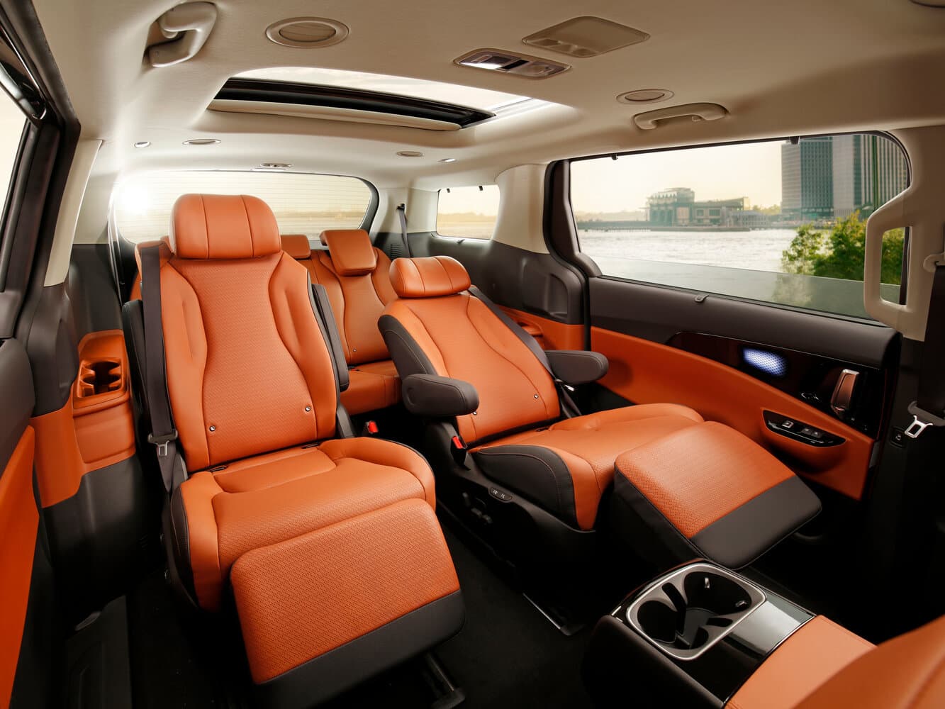 Kia Carnival IV Минивэн, фото 11