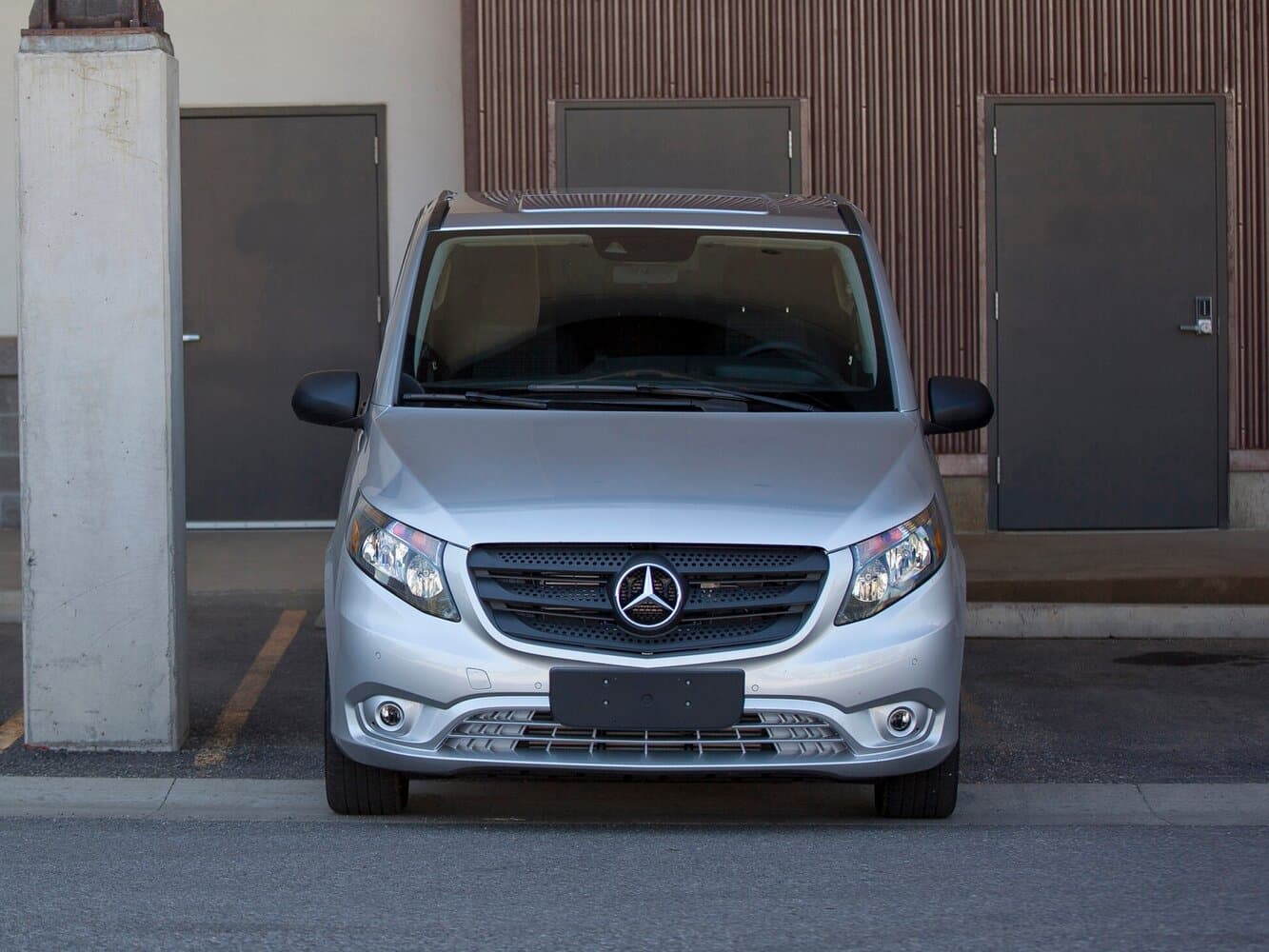 Mercedes-Benz Metris  Минивэн, фото 3